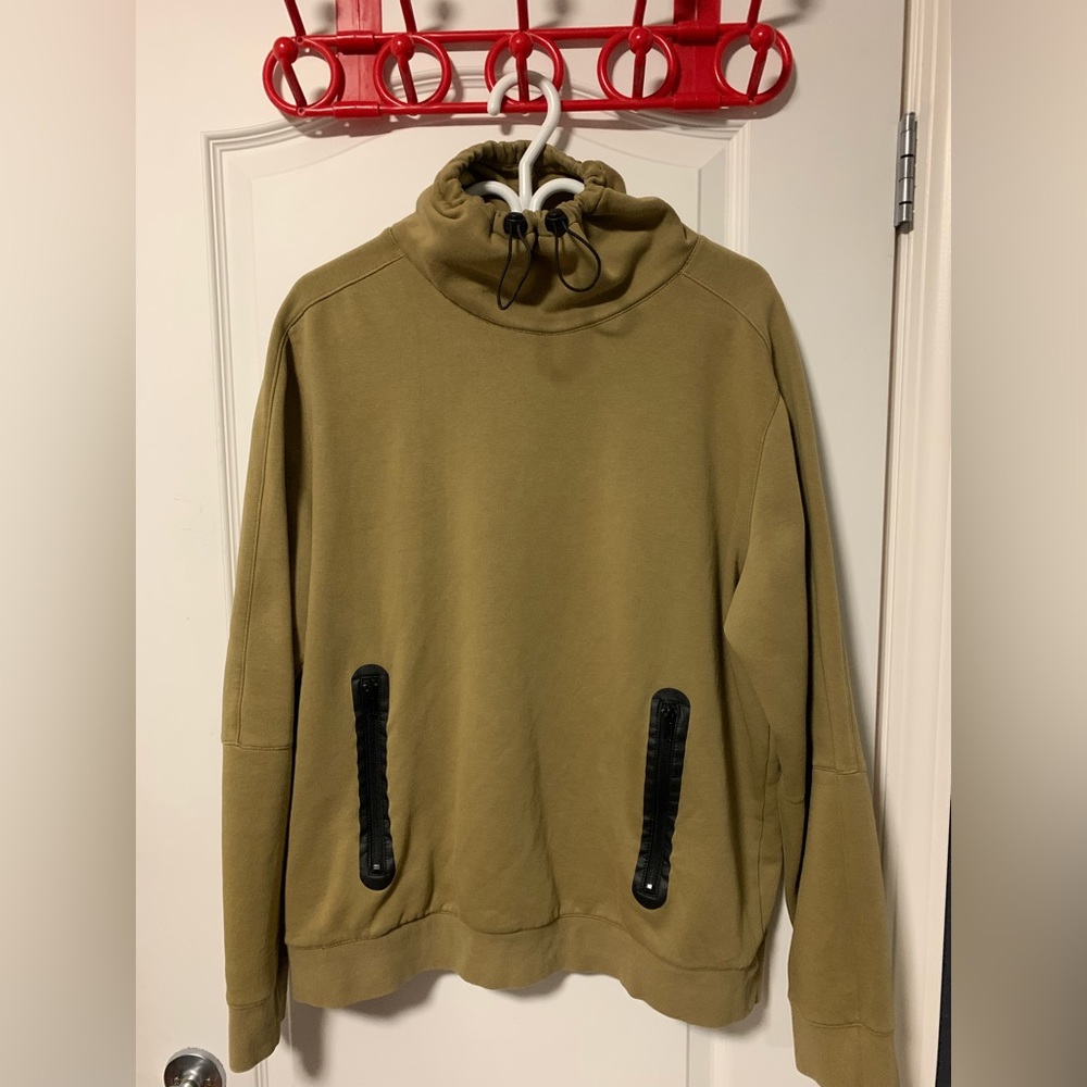 H&M Y2K Drawstring collar pullover with zipper pockets